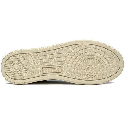 Medalist Low Sneaker - White/Black