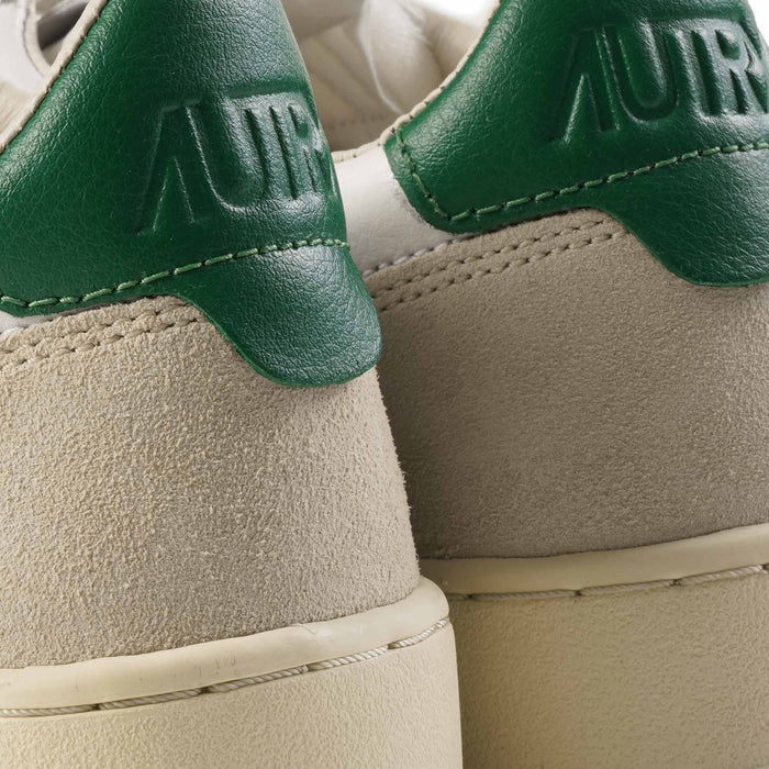 Autry Medalist Low Sneaker - White/Green