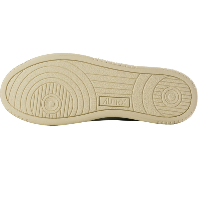 Medalist Low Sneaker - White/Navy