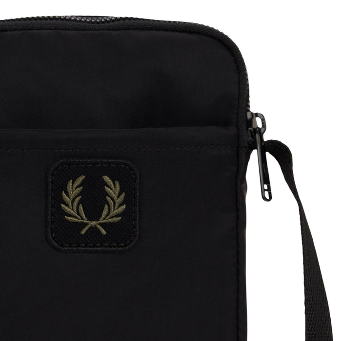 Fred Perry Crinkle Nylon Small Side Bag - Black