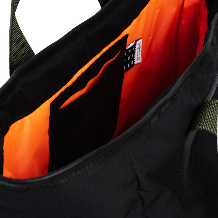 Minnessak Large Tote - Black