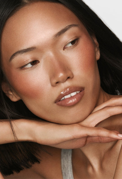 anais with peptide lip tint colada