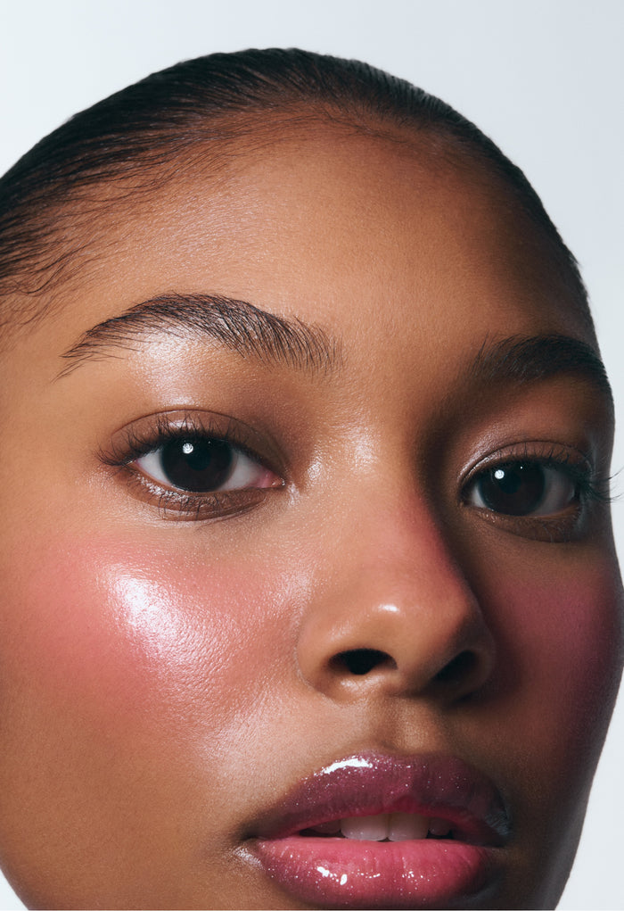 raika wears pocket blush in teacup