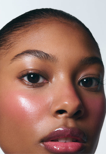 raika wears pocket blush in teacup