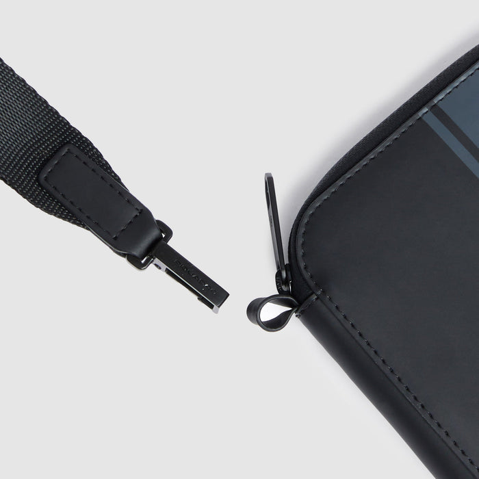 Porta passaporto con zip "Piquadro x Ducati"