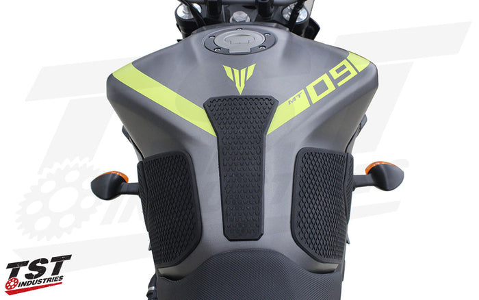 Includes a center tank protector.