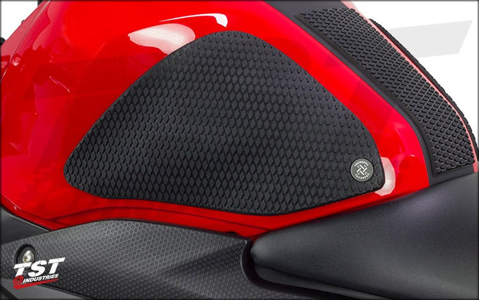 R3 Grips