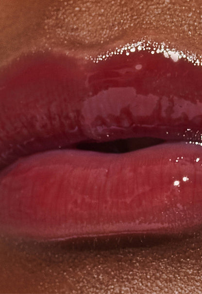 model's lips with raspberry jelly plt