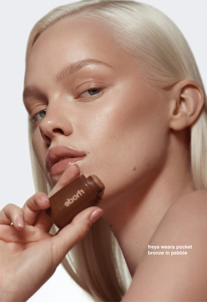 freya wears pocket bronze in pebble