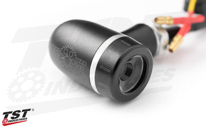 Automatically includes the silver anodized color ring. More colors sold separately.