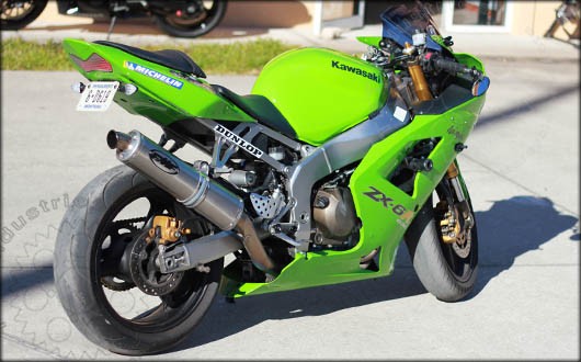 The TST Fender Eliminator installed on the Kawasaki ZX6R 636.