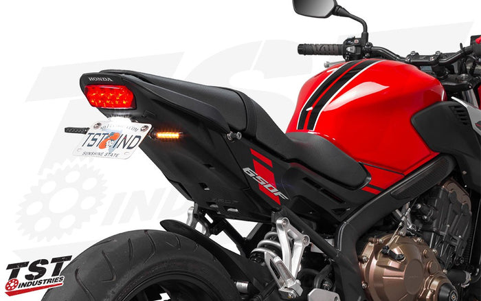 Combine this Fender Eliminator with the Low Profile License Plate Light and BL6 LED Pod Signals for a revamped tail section on your CB650F / CBR650F.