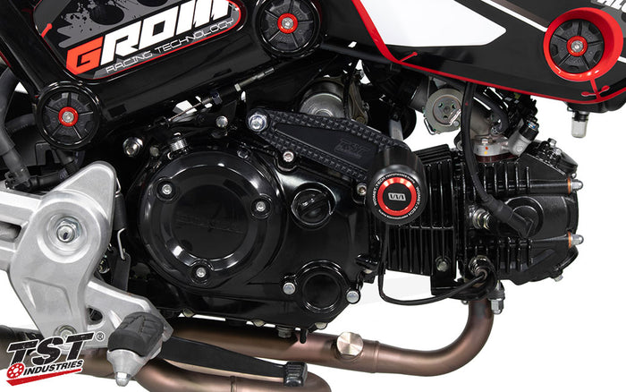 Utilizes the engine/frame mounting point for the main source of structural rigidity.