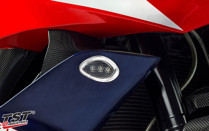 TST LED HALO-1 Front Flushmount Turn Signals on the 2007-2012 CBR600RR. (Hyper White HALO shown)