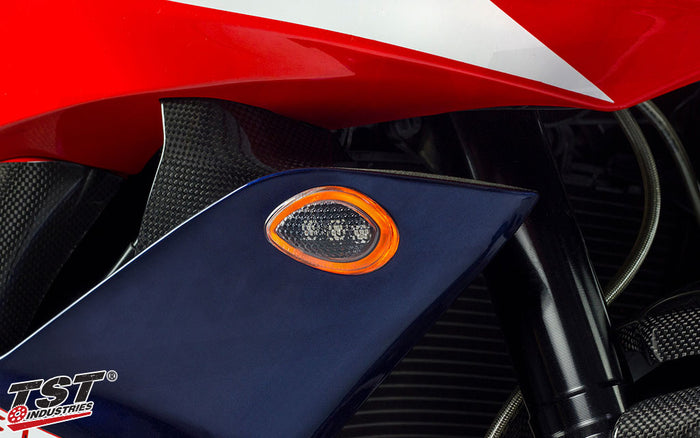 TST LED HALO-1 Front Flushmount Turn Signals on the 2007-2012 CBR600RR. (Orange HALO shown)