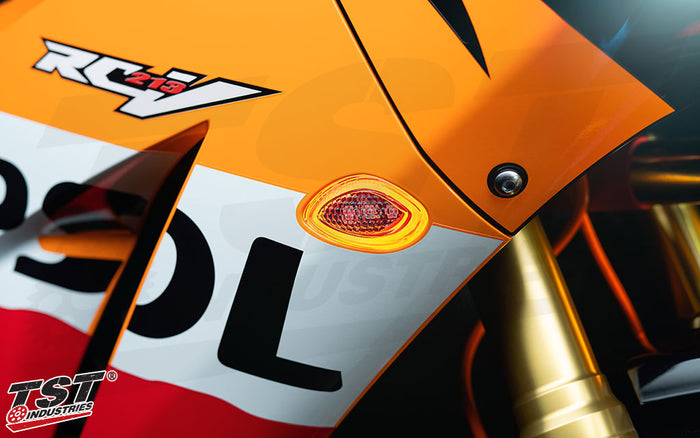 Ditch the bulky stock signals for a front turn signals that accentuate the fairing design.