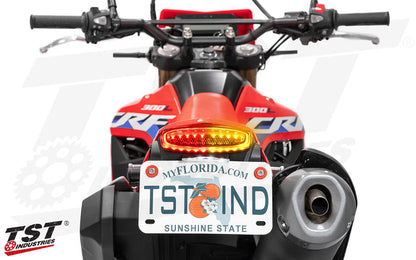 Built-in LED turn signals eliminate the need for dedicated external units.