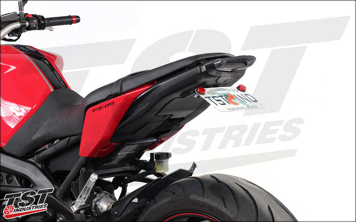 This is the easiest way to clean up your FZ-09 / MT-09 tail section.