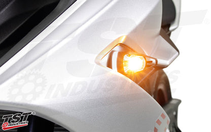 Our incredibly Bright SMD style LED is activated upon turn signal activation to demand attention.