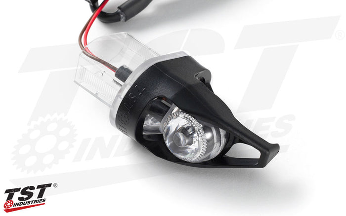 Unique LED turn signal design.