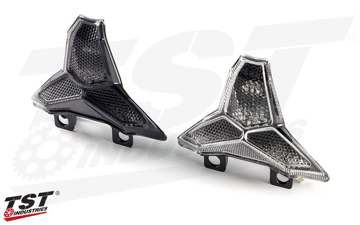 Choose either the Clear or Smoked lens to fit the style of your 2016-2020 ZX10R.