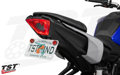 Perimeter running light designed to accentuate the MT-07 design and shape.