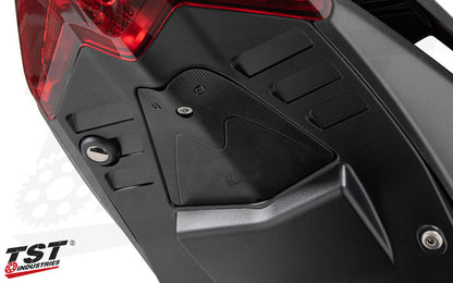 Carefully designed to blend with the surrounding undertail design.
