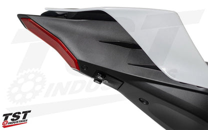 CNC machined aluminum closeout features a black anodized finish to match the rest of the 2017 R6 undertail.