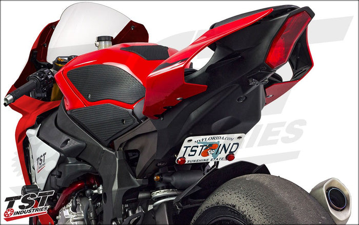 R1 Closeout (Fender Eliminator Sold Separately)