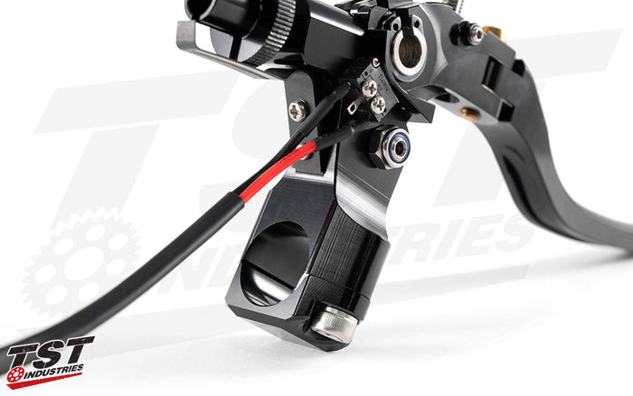 Fits 7/8" (22 mm) clip-on bars / handlebars.
