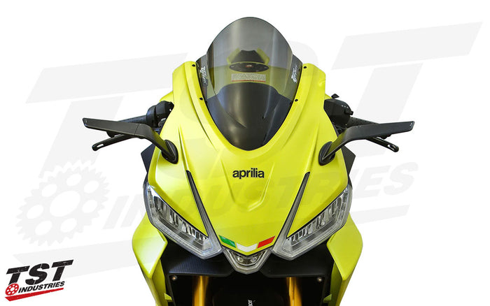 Upgrade your Aprilia RS 660 with the iconic Double Bubble Windscreen from the original creators of the design.